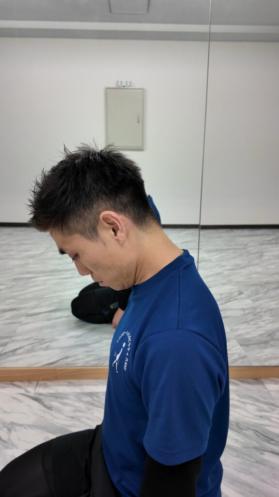 頭部と頸部の動き 解説図 3